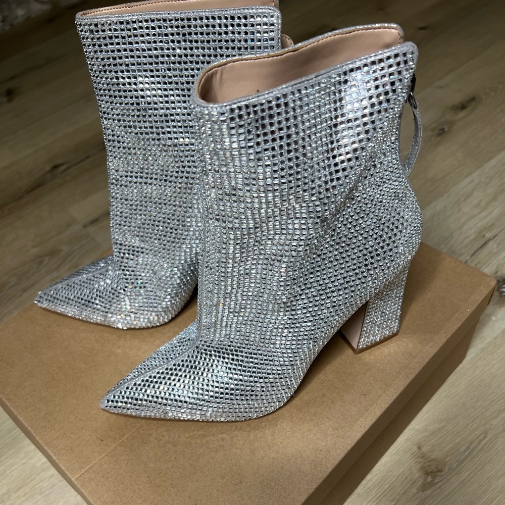 Steve Madden sasa rhinestone boot - Picture 3 of 8